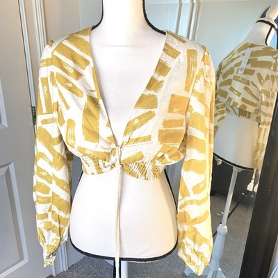 NWT House Of Harlow Cropped Blouse. Cream And Yellow. Size Medium