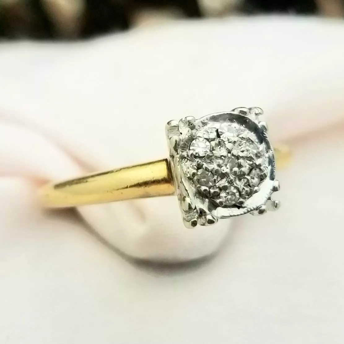 14K Gold Oval Diamond Cluster Engagement Ring – David's House of Diamonds