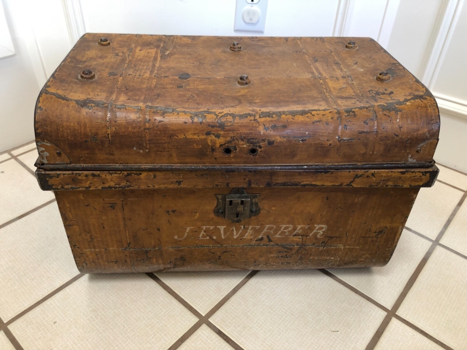 Picture 1 of 11