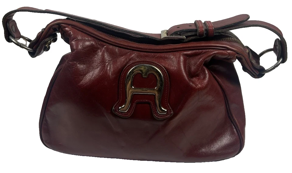 🖤 Vintage Etienne Aigner Oxblood Leather Shoulder Bag • Horseshoe A Logo Purse - Image 2 of 4