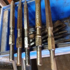 Mei&szlig;el Flachmei&szlig;el Spitzmei&szlig;el Sechskant 17mm Schaft 13mm Meissel frei Haus