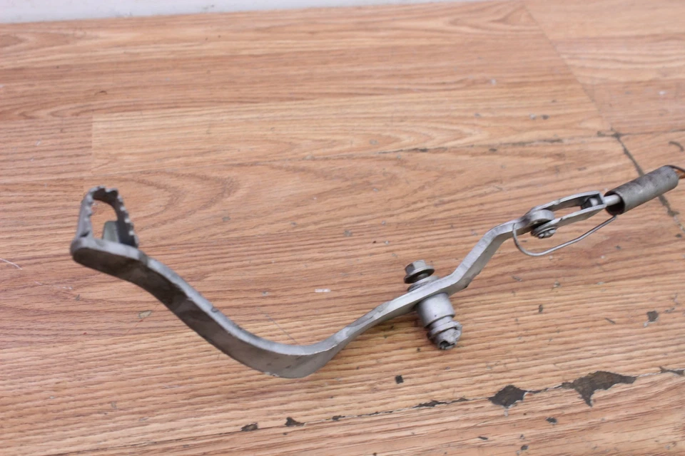 Yamaha Big Wheel 200 Bw200 1985 pedal de freno trasero con varilla Foto 3 de 4