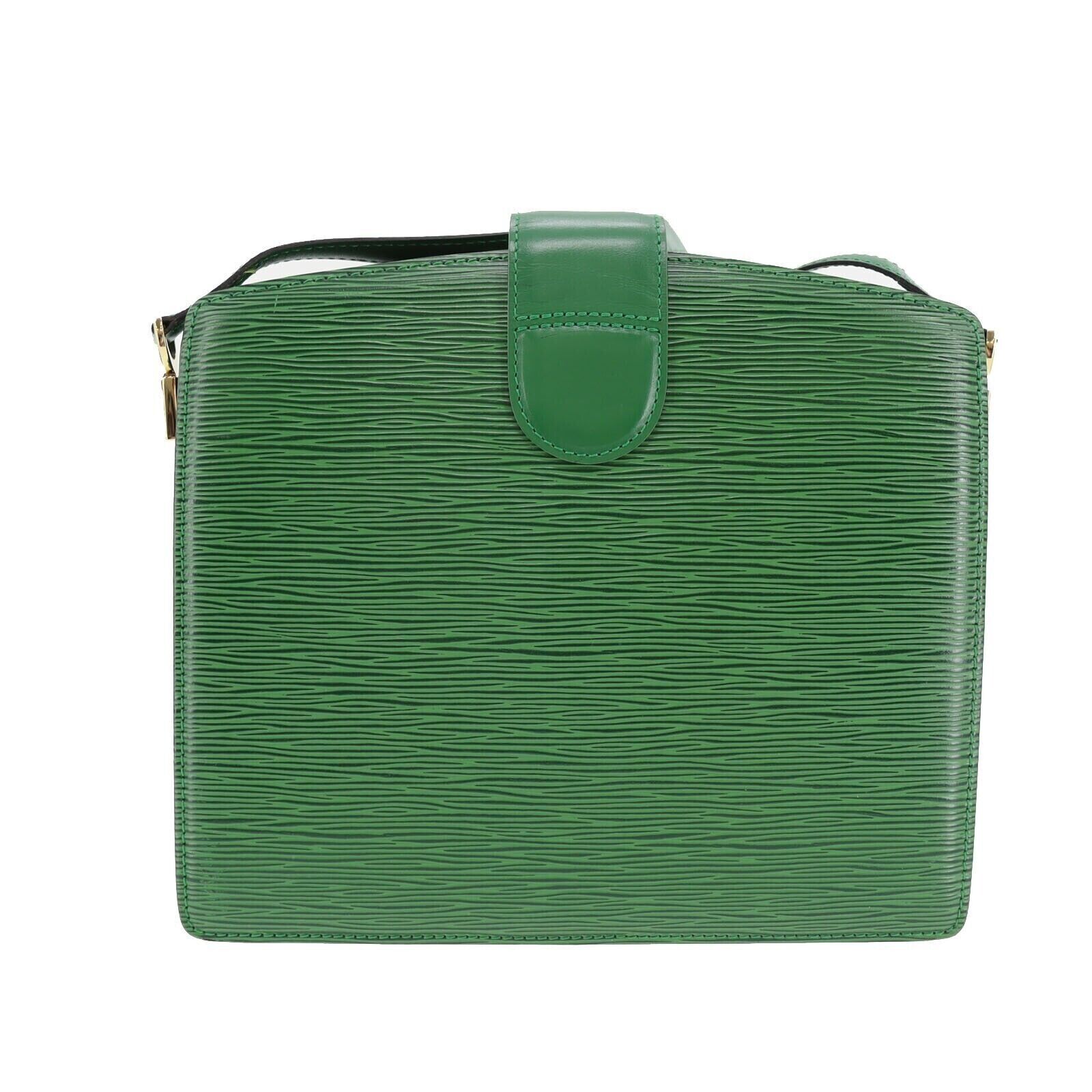 Louis Vuitton - Authenticated Capucines Handbag - Leather Green Plain for Women, Never Worn