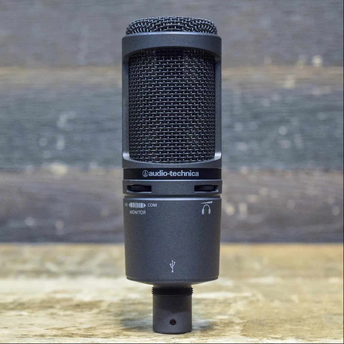 Audio-Technica AT2020USB+ Cardioid Condenser USB Microphone Digital  Recording