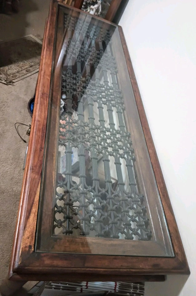 Стол консольный French Country из массива твердой древесины с тяжелым кованым железом и толстым стеклом - Изображение 4 из 4