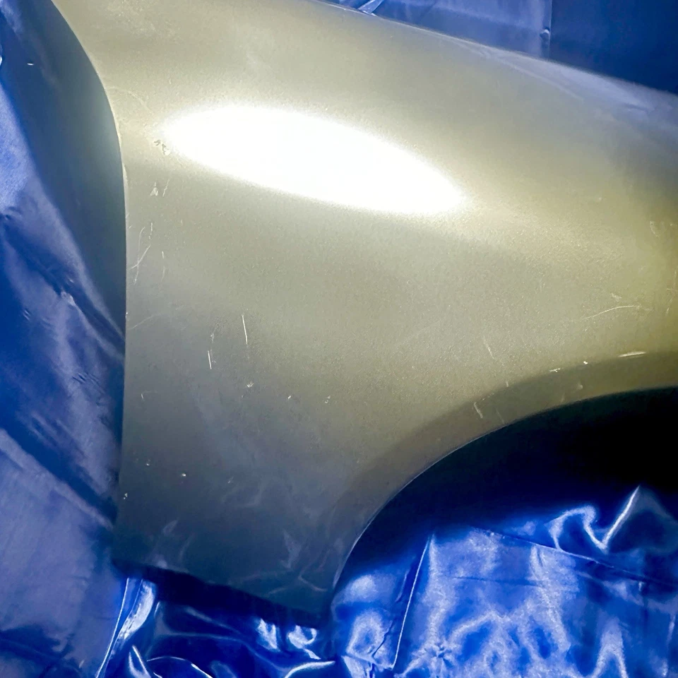 Infiniti G35 2003-2006 cupé guardabarros derecho pasajero OEM | Panel gris de fábrica Foto 4 de 4