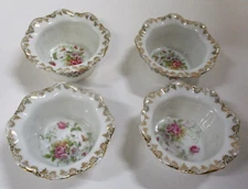 4 Vintage Victoria Carlsbad Small Bowls Ramekins