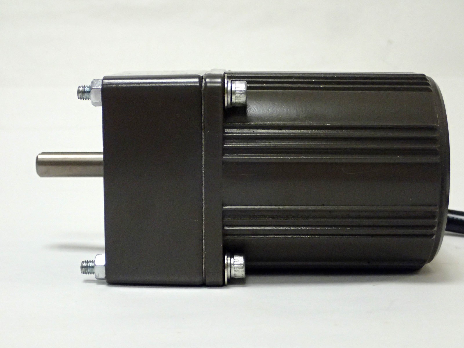 TESTED! PANASONIC M7RA15G4L COMPACT AC GEARED MOTOR w/ M7GA7.5B GEAR HEAD eBay