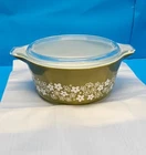 Vintage PYREX Baking Casserole Ovenware Dish 475-B 2 1/2 QT Spring Blossom Green