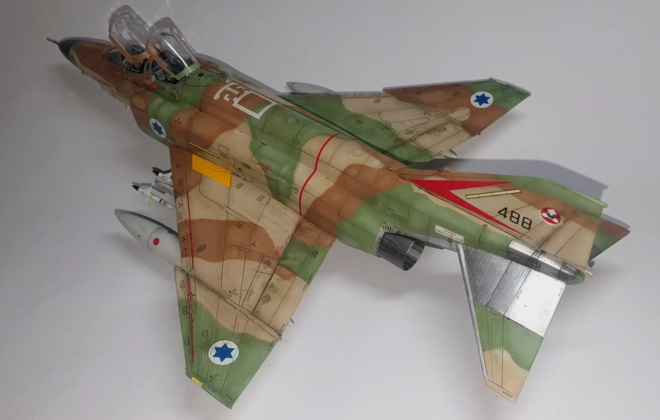 Pro built RF-4E Phantom II 1/48 made costruito - Immagine 2 di 4