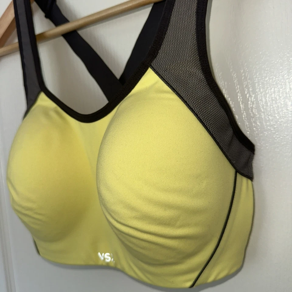 Sujetador deportivo Victoria's Secret push up amarillo 34D VSX atlético acolchado espalda cruzada Foto 2 de 4