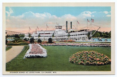1920s WB - Steamer Sidney at Levee Park - La Crosse, Wisconsin