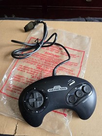 Sega Genesis (Model 1601, 1992) Near Complete - Box, Console, Controller, & More