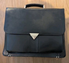 Ducks unlimited Leather Briefcase holds 15in Laptop 3 File Pockets Vintage Bag