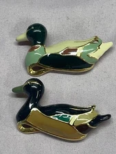 E. Pearl Pair Brooch Pins Mallard Ducks Pretty set 1 3/4" in size each Erwin Pea