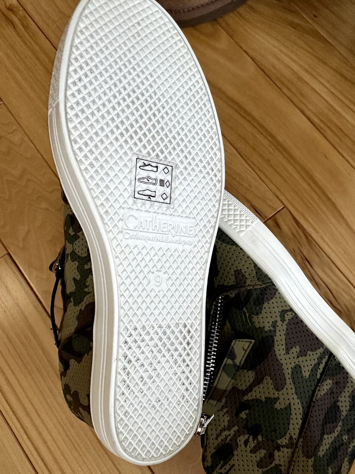 NWT Catherine Malandrino Camouflage Women’s Footwear New Size 9 Zip Up Sides - Image 4 of 4