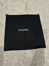 chanel dust bag. Good Condition. For Medium Yo Large Bag