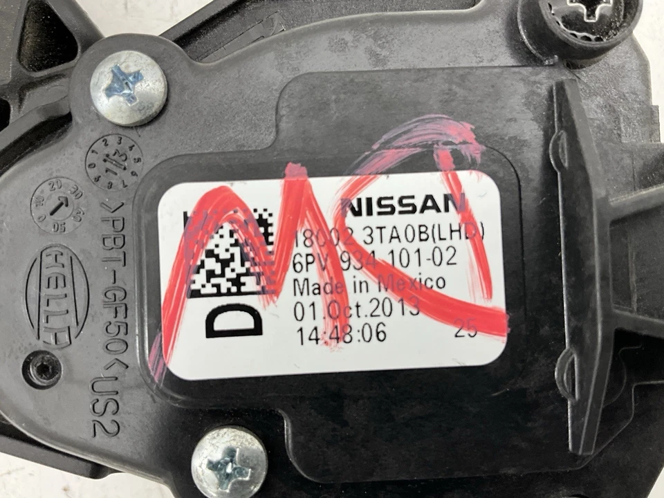 2014 NISSAN ALTIMA Accelerator Pedal Sensor Assembly 6PV93410102 OEM - Image 2 of 4