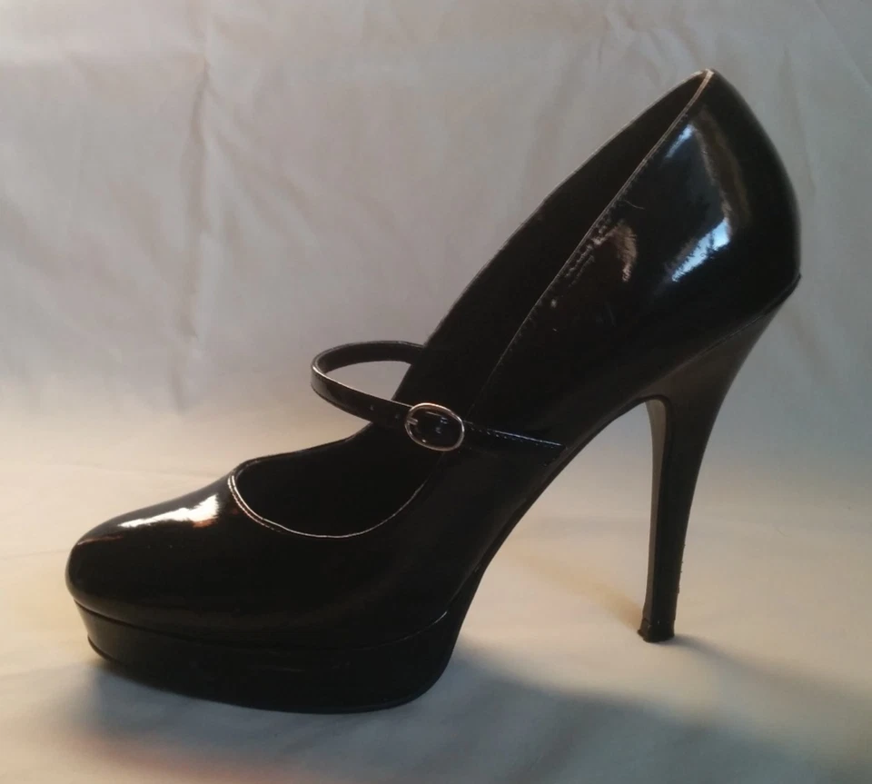 Call It Spring Black Patent Leather Round Toe Stiletto Heels with Strap size 10 - Image 3 of 4