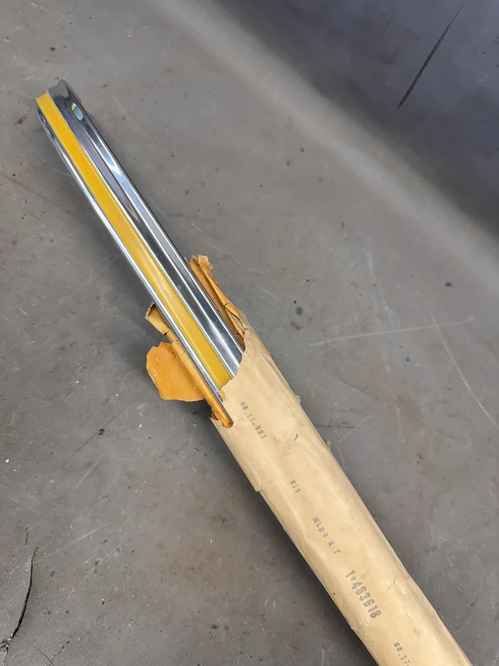 Nuevo de Lote Antiguo 1973-1977 Chevy Camión Cama Esquina Caja Moldura Lateral Borde C10 K10 K15 C15 K20 Foto 3 de 4