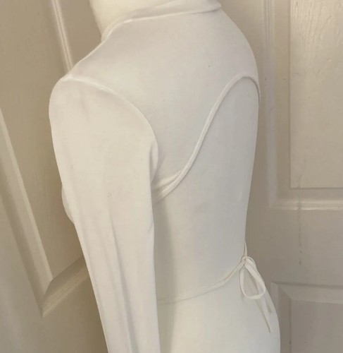 H&M DIVIDED Women’s White Open Back Top S Mock Neck Long Sleeves Viscose Evening - Picture 8 of 13