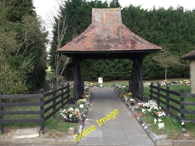 Photo 6x4 Archway entrance to Garden of Remembrance, Reading Cemetery Thi c2012