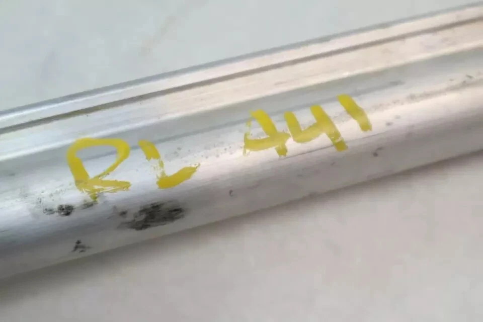 07-16 Volkswagen EOS parte superior trasera izquierda puntal elevador hidráulico/cilindro OEM Foto 4 de 4