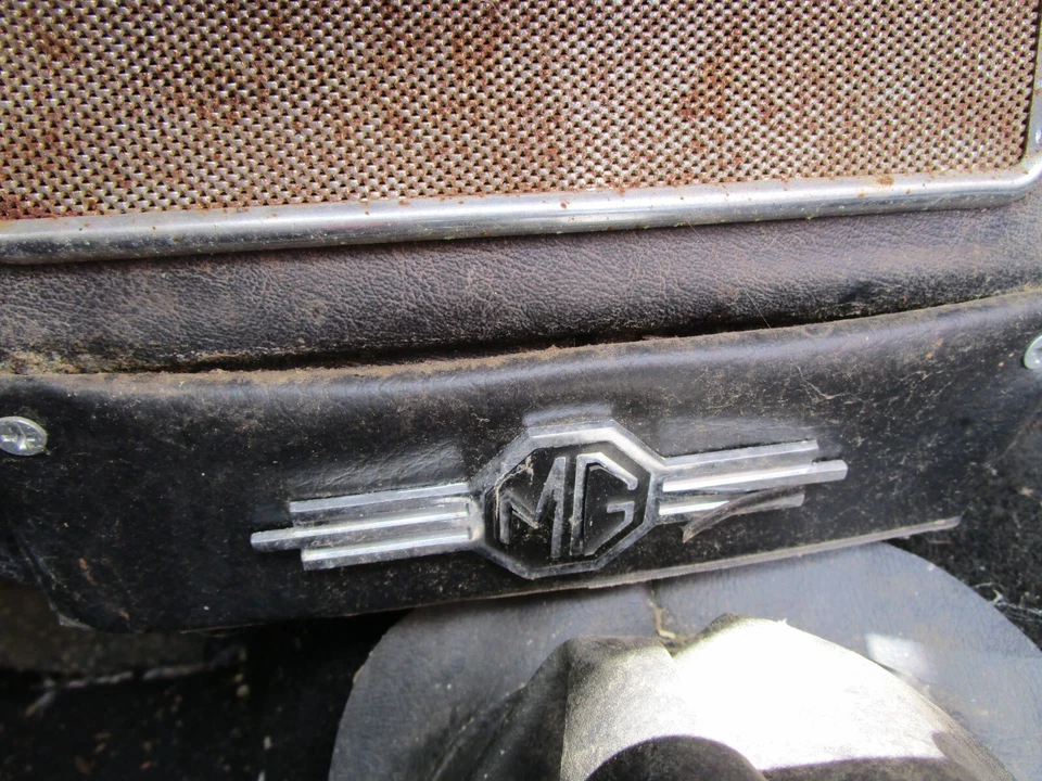 MG Midget Austin Healey Sprite Center 收音机控制台 1968 - 1979 原装 — 第 4/4 张图片