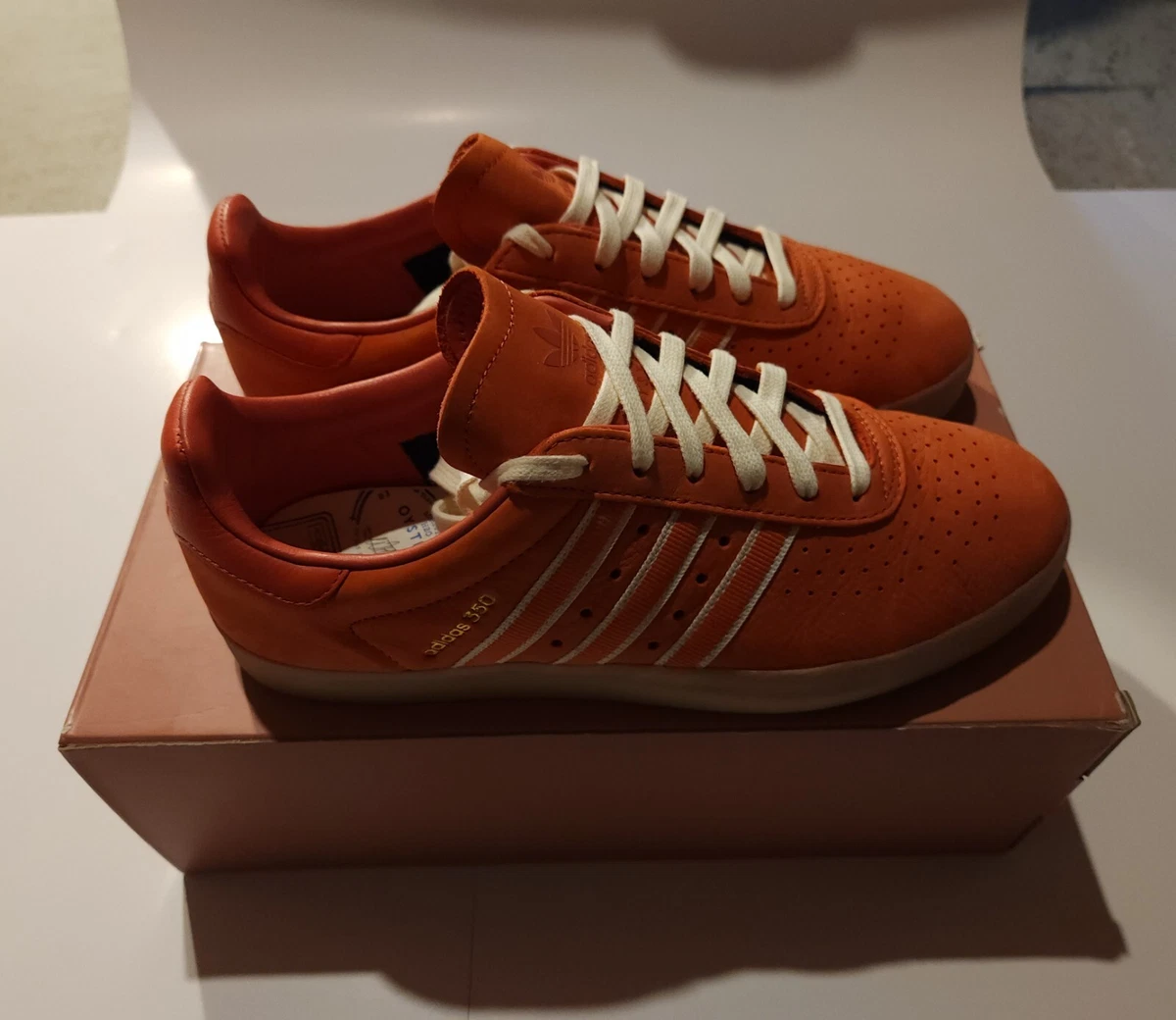 Adidas 350 x Oyster Holdings 2 Pack (Ash Pearl & Scarlet Red)
B2 adidas Oyster Holdings x 350 Scarlet Red for Sale  main image 2