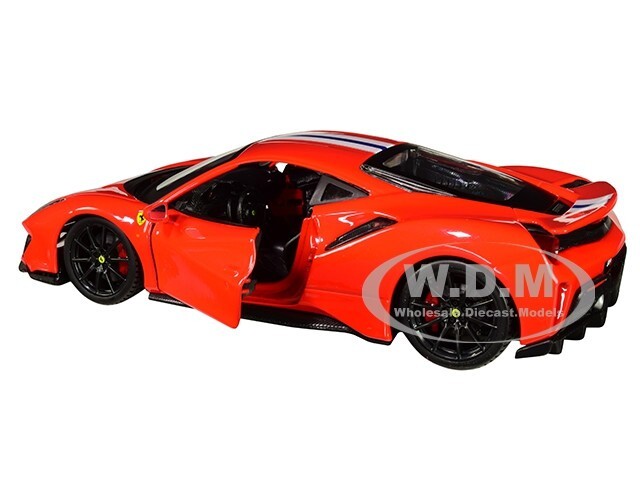 FERRARI 488 PISTA RED 1/24 DIECAST MODEL CAR BY BBURAGO 26026 | eBay