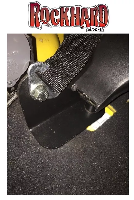 Jeep harness clearance seats