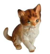 Vintage Lefton Ceramic Tabby  Cat Figurine H-2942. NO Chips or Cracks, Japan !