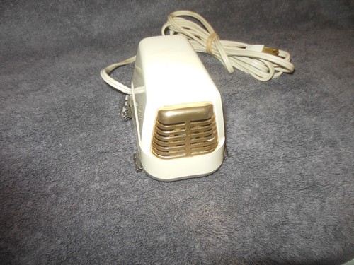 Vintage 60s Oster Hand Held Massager Vibrator Massagett Model 237 White USA - Picture 3 of 5