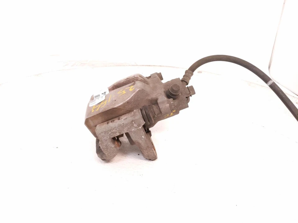 Pinza de freno conductor trasero izquierdo lexus is250 2014-2015 47850-30390 Foto 2 de 4