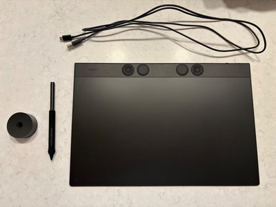 Wacom Intuos Pro Large Drawing Tablet 2025 Edition with Pro Pen 3