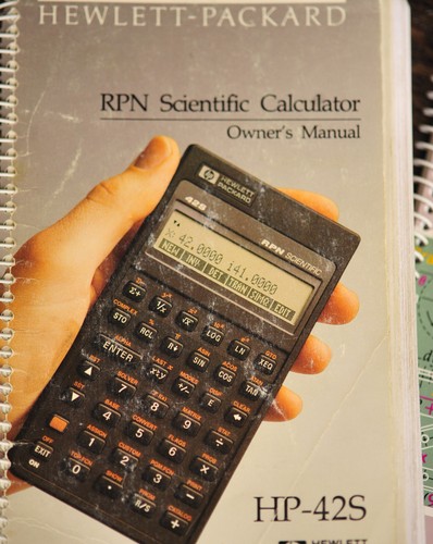 Hewlett Packard HP 42S RPN Scientific Calculator with Owner's Manual Box Extras - Picture 2 of 20
