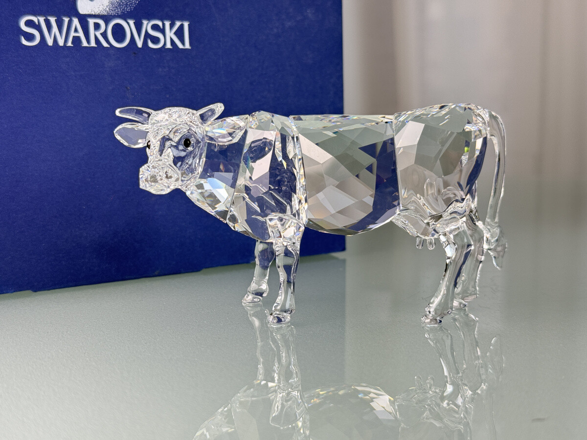 *限定*Bovina-Las Vegas Showcow Figure Cow Parade - BOVINA THE LAS VEGAS SHOWCOW # 7259 Westland