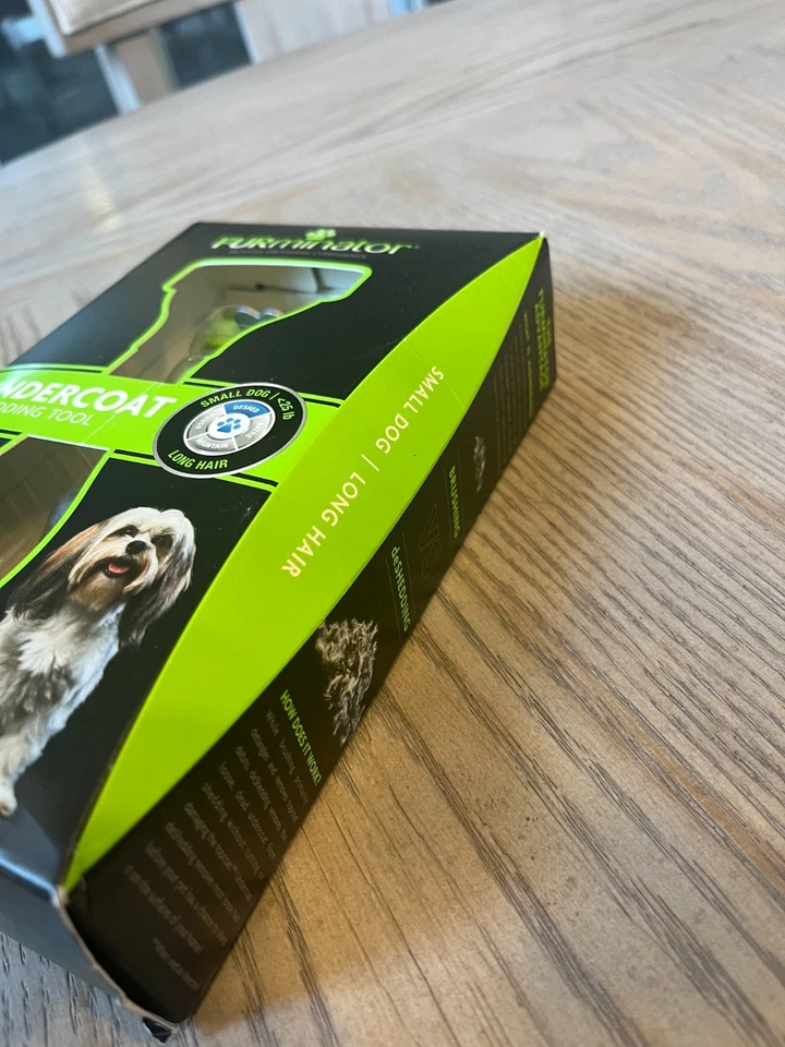 Herramienta de desprendimiento de capa inferior FURminator perro pequeño pelo largo (nueva en caja) Foto 2 de 4