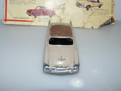 Dinky Toys Plymouth Belvedere 24 D (Couleur rare) (Gebraucht) in Bulle für CHF 110 - mit