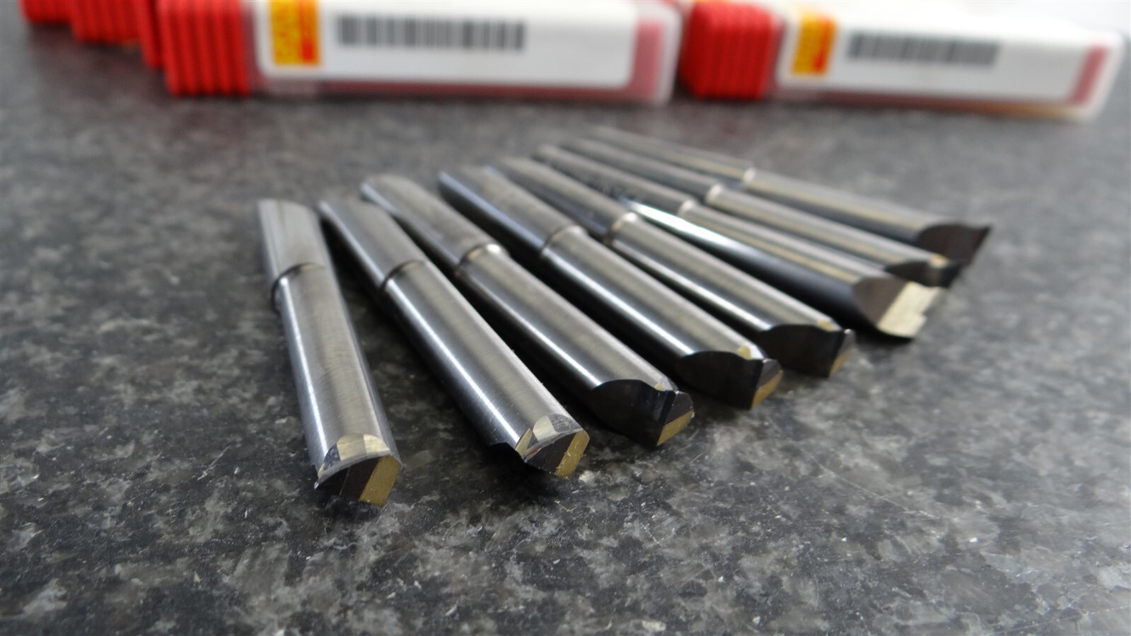 8 MOSTLY NEW! SANDVIK CBN COROTURN "XS" TURNING INSERTS CXS04T09820