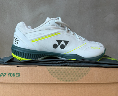 Yonex 2026 Power Cushion 65Z4 Viktor Axelsen Men's Badminton Shoes