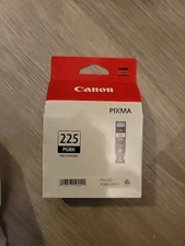 Canon Pixma 225 PGBK  Black Ink Cartridge New Sealed