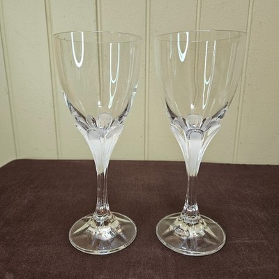 Cristal D Arques Durand GRANVILLE 7  Wine Glass Petal Connection Stem Lot of 2