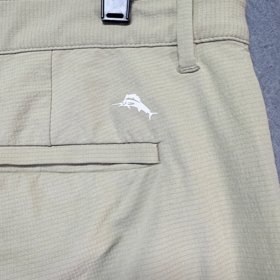 Pantalones Cortos de Golf Tommy Bahama Para Hombre Tostados Talla 35 Texturizados Rendimiento Informales Foto 3 de 4