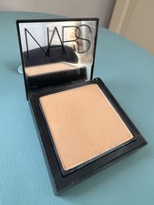 Nars All Day Luminous Powder Foundation Medium 1