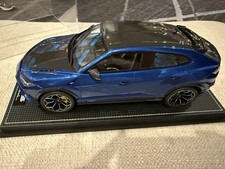 MR 1/18 Scale Lamborghini URUS Performant SUV Blue Eleos Model Car