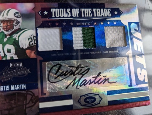 2007 ABSOLUTE CURTIS MARTIN AUTOGRAPH GAME USED 3 JERSEY PATCH SHOE JETS HOF 2/5 - Picture 2 of 3