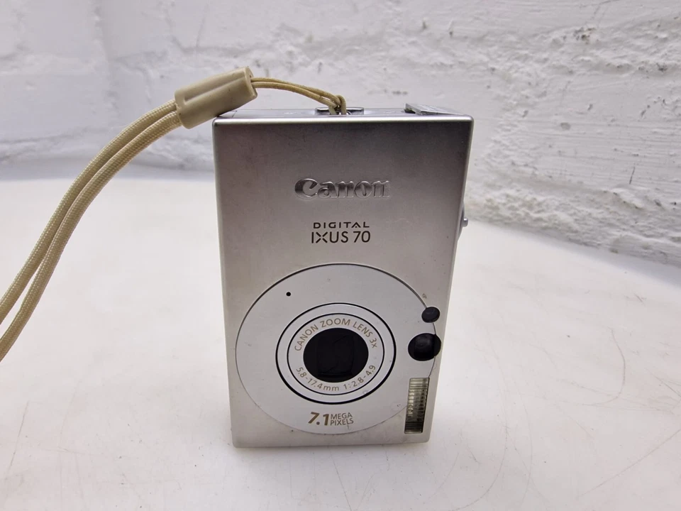 Canon IXUS70 7,1 Megapixel 3x Optischer Zoom Digitalkamera getestet - Bild 2 von 4