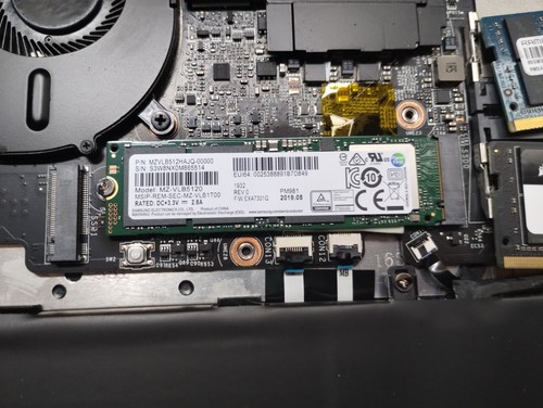 MSI Prestige 15 A10SC 15.6" 4K 100% AdobeRGB i7-10710U 32GB RAM 1650 Max-Q - Photo 14 sur 16