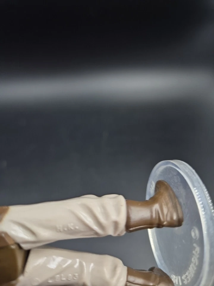 VINTAGE STAR WARS FIGURE WEEQUAY 1983 SKIFF GUARD MINT 100% ORIGINAL - image 2 of 4